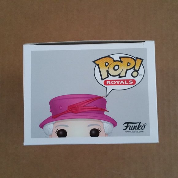 Funko Pop! The Royal Family - Queen Elizabeth II Vinyl Figure #01 - Picture 5 of 7